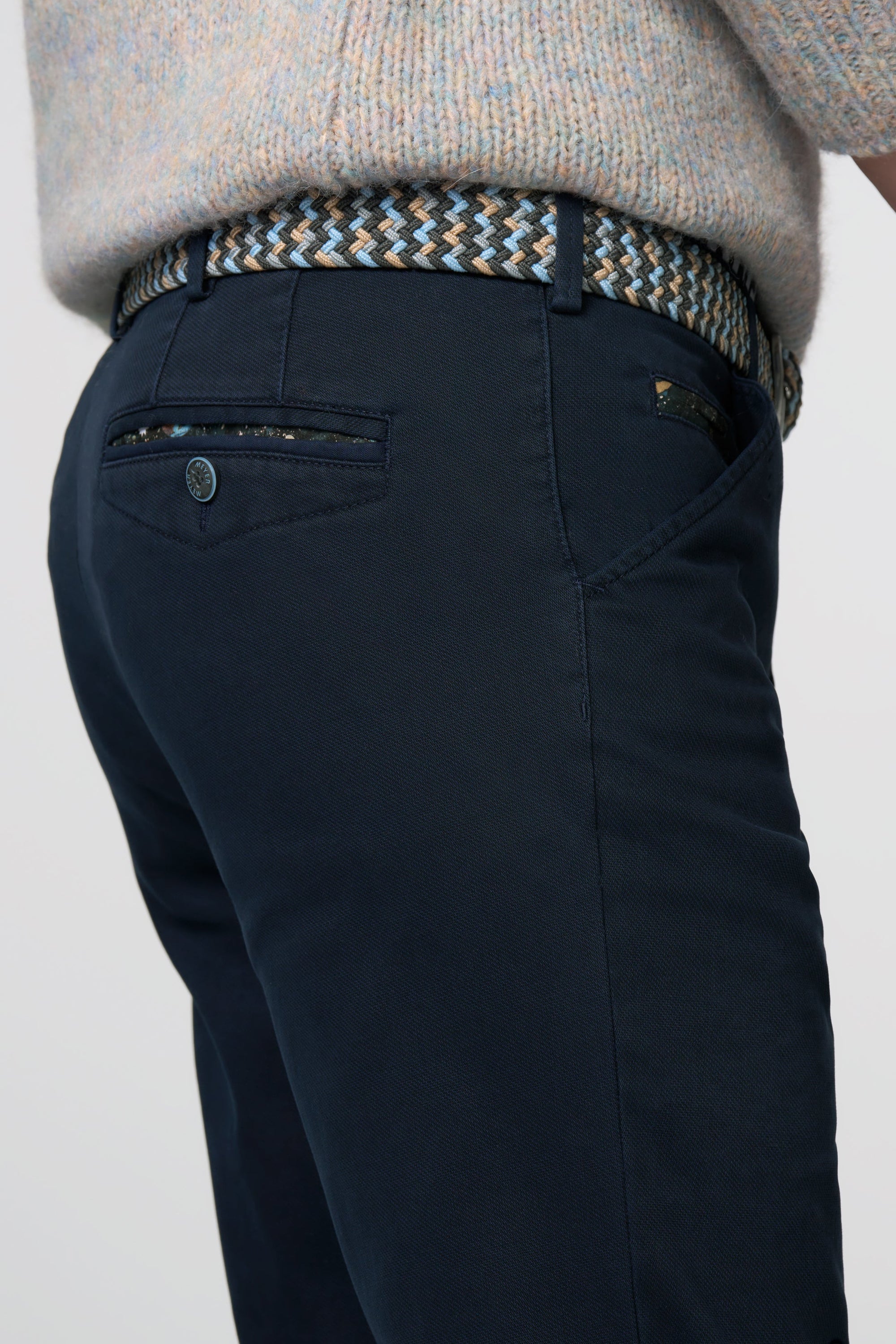 Chicago 2-5613 FINE MICRO